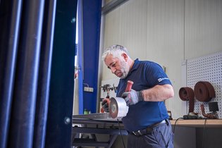 Door een belang te nemen in de metaalbewerker niroblech, breidt de firma Richard Brink zijn productie- en productportfolio uit.  Foto: niroblech GmbH & Co. KG