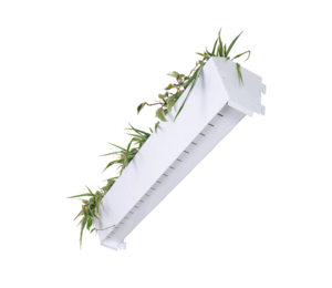 Ein Modul der getreppten Pflanzkassetten mit hängenden Pflanzen für die Pflanzwand Adam von Richard Brink