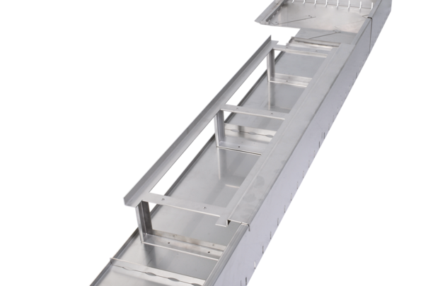 With grate supports for barrier-free transition between eaves strip and entrance area